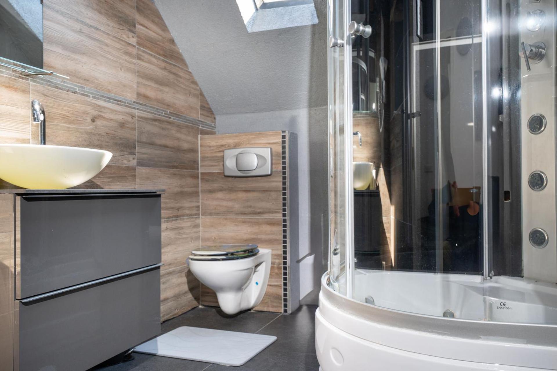 12: Privatzimmer Fuer Reisende Durch Koblenz Кобленц Екстериор снимка